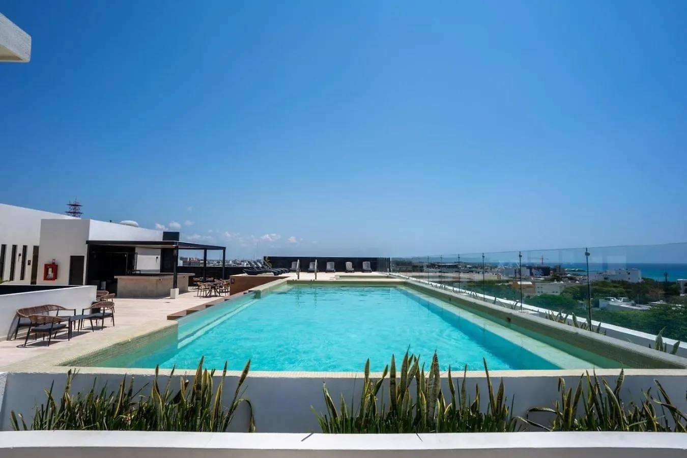 Musa Del Carmen- Modern 5Th Avenue Apt W/ Rooftop Playa del Carmen